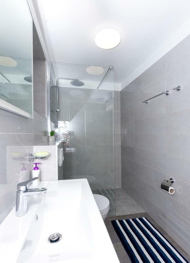 Apartments West Coast Сплит Екстериор снимка